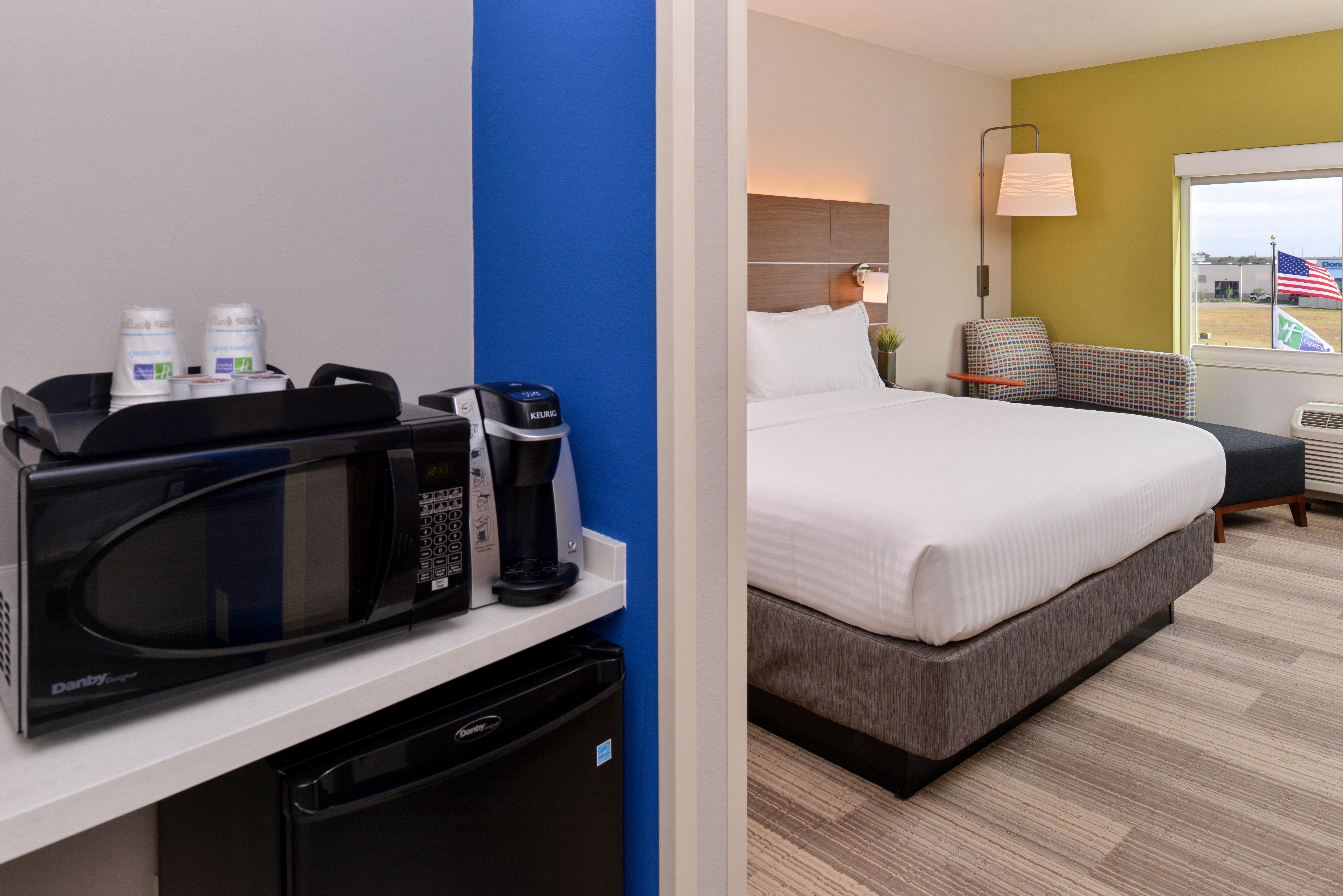 Holiday Inn Express & Suites Salem By Ihg Exterior photo