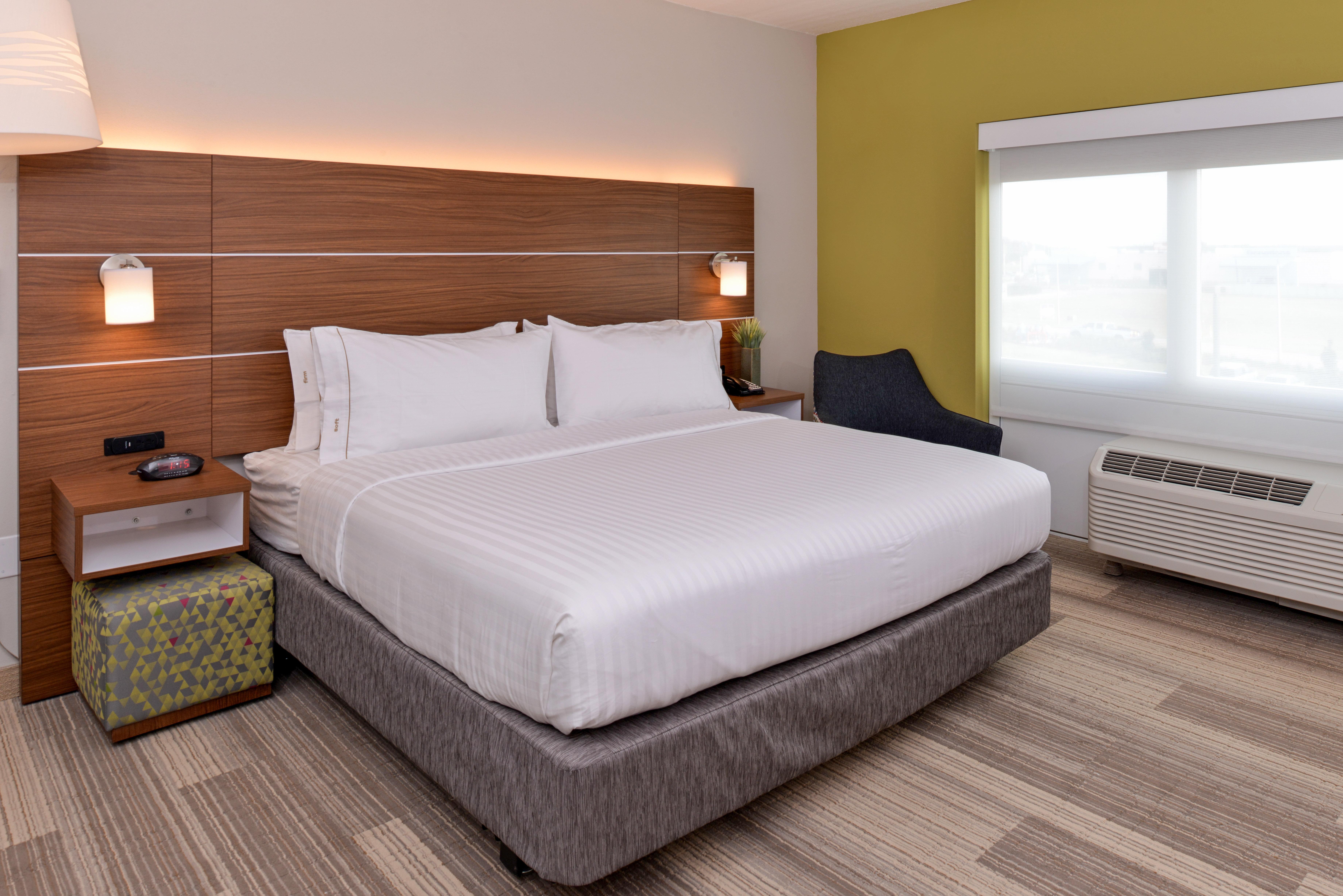 Holiday Inn Express & Suites Salem By Ihg Exterior photo